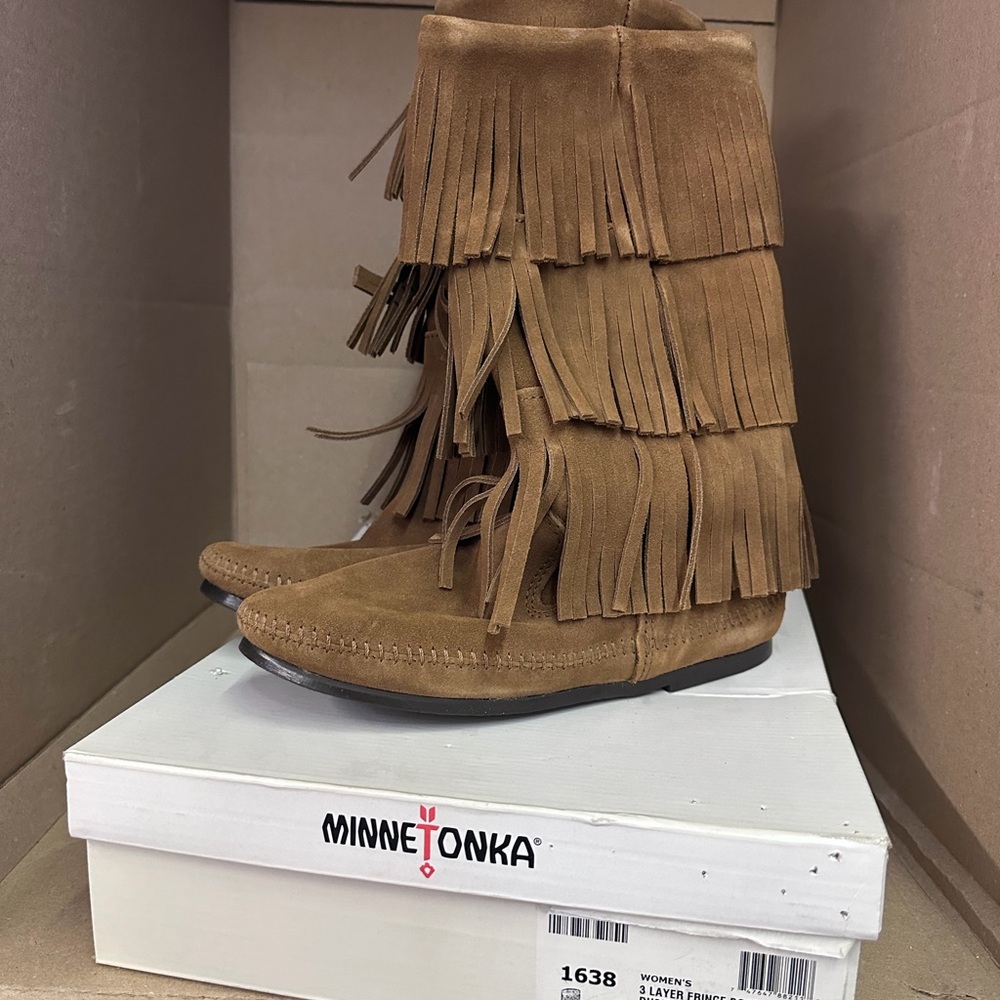 3-Layer Fringe Boot Minnetonka Dusty Brown